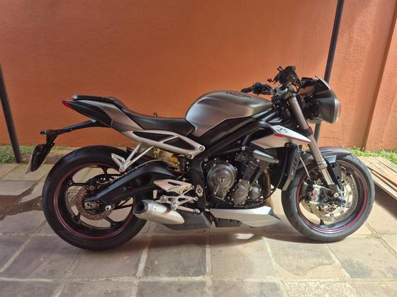 TRIUMPH STREET TRIPLE 765 RS TRIUMPH STREET TRIPLE 765 RS